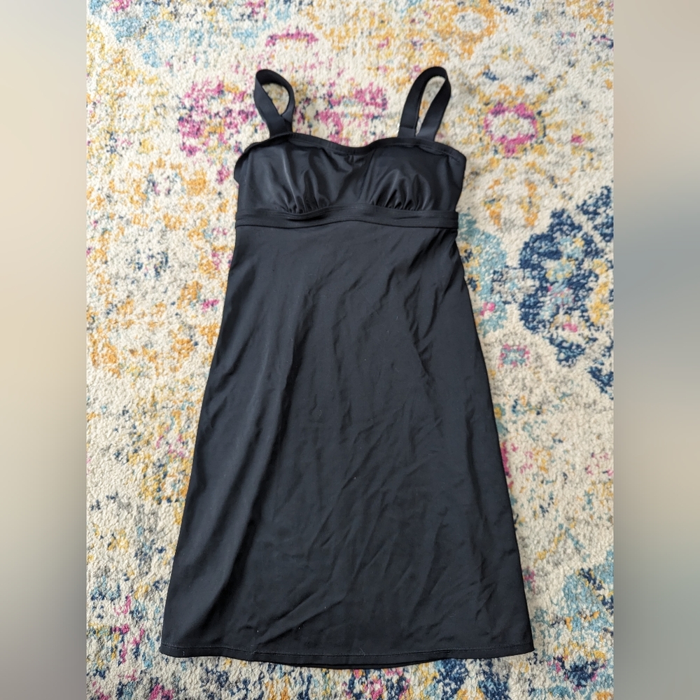 Athleta Swimsuit Dress - Size 32 D/DD Black